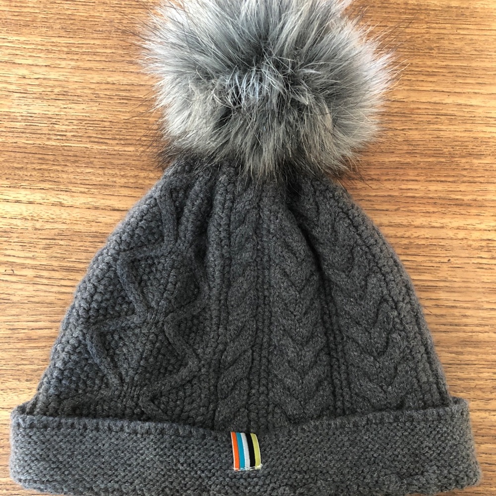 Smartwool winter hat grey with large pompous